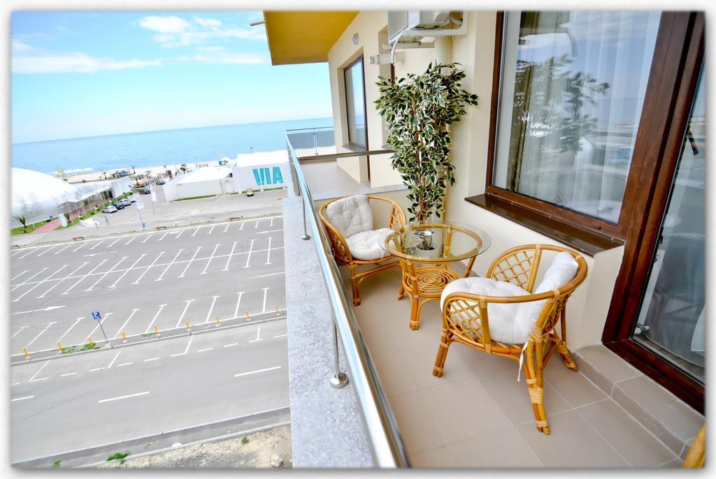 Summerland Luxury Studios By The Sea Mamaia Zimmer foto